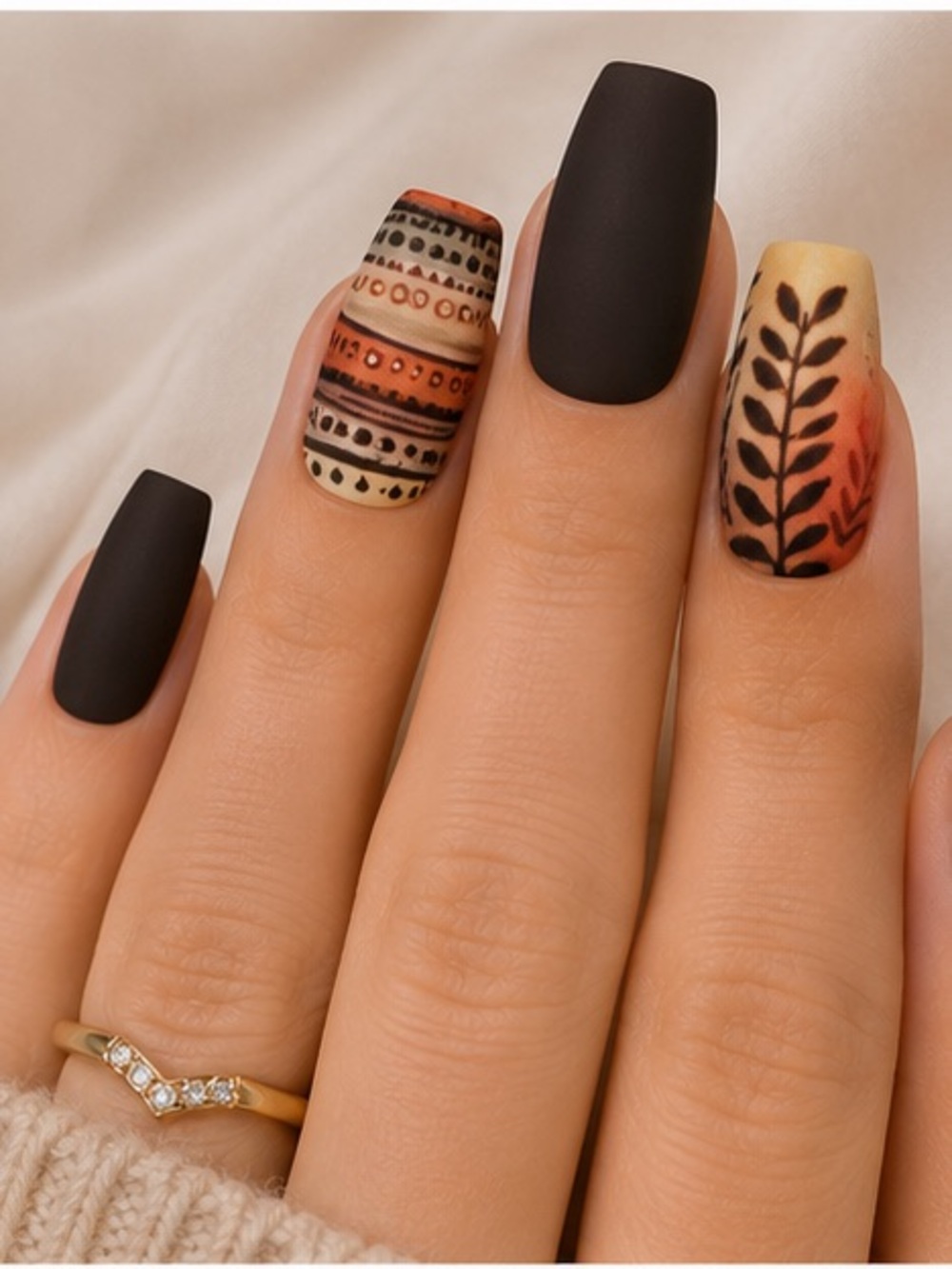 Aztec Print
Nails 5 for $20 or $7